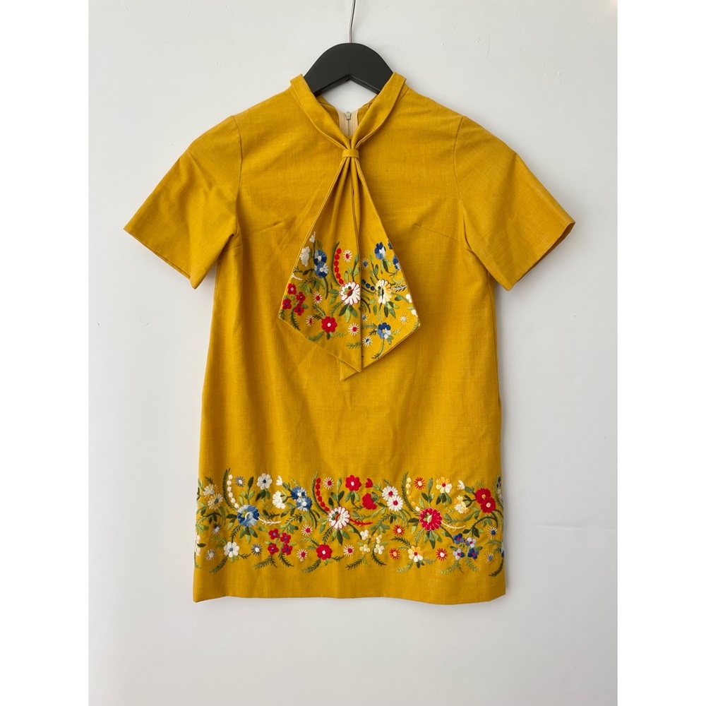 VINTAGE yellow kids embroidered dress